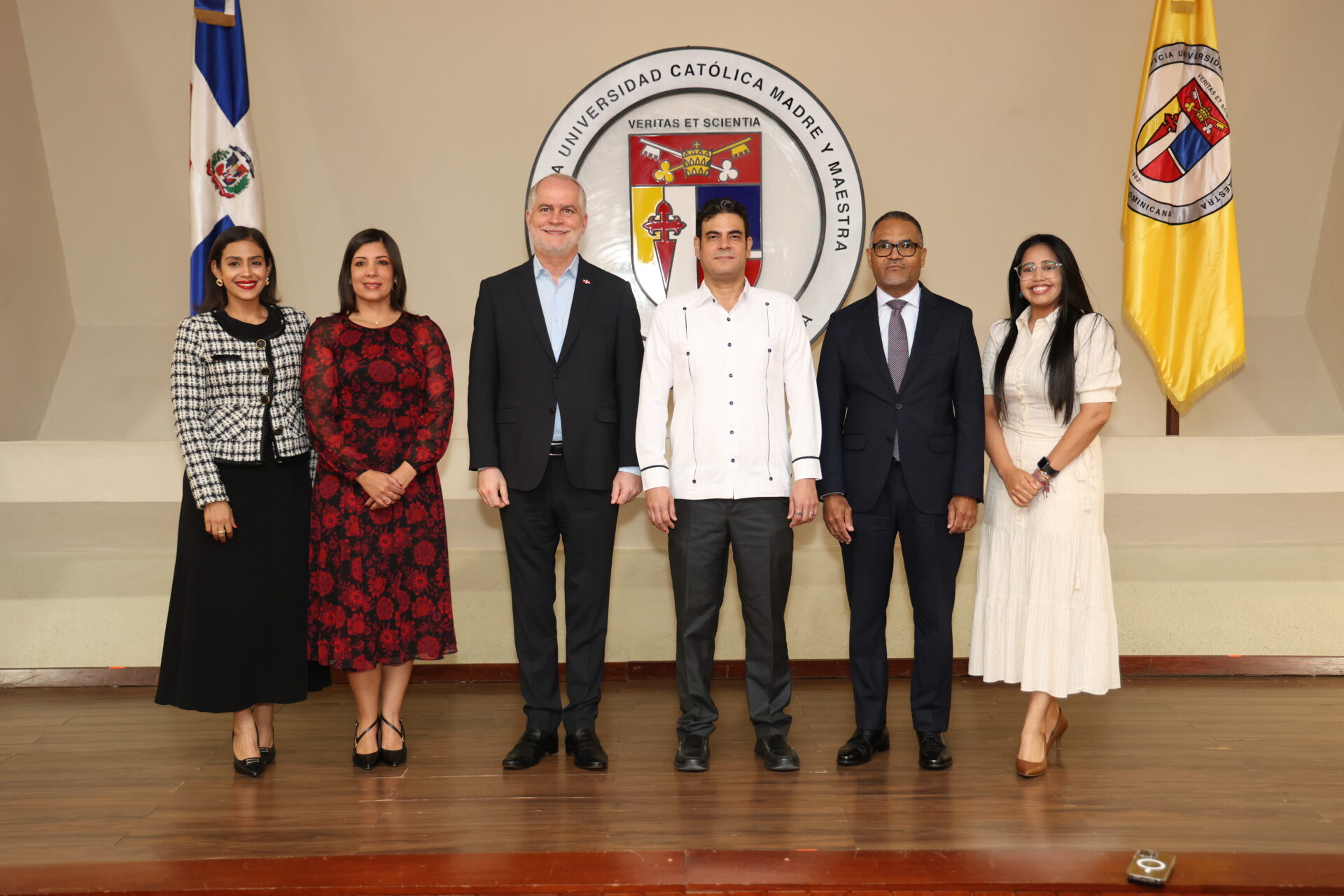 Masterclass “Poder, Geopolítica y Finanzas Globales: Cómo Impactan en la Economía y el Sistema Financiero Dominicano”